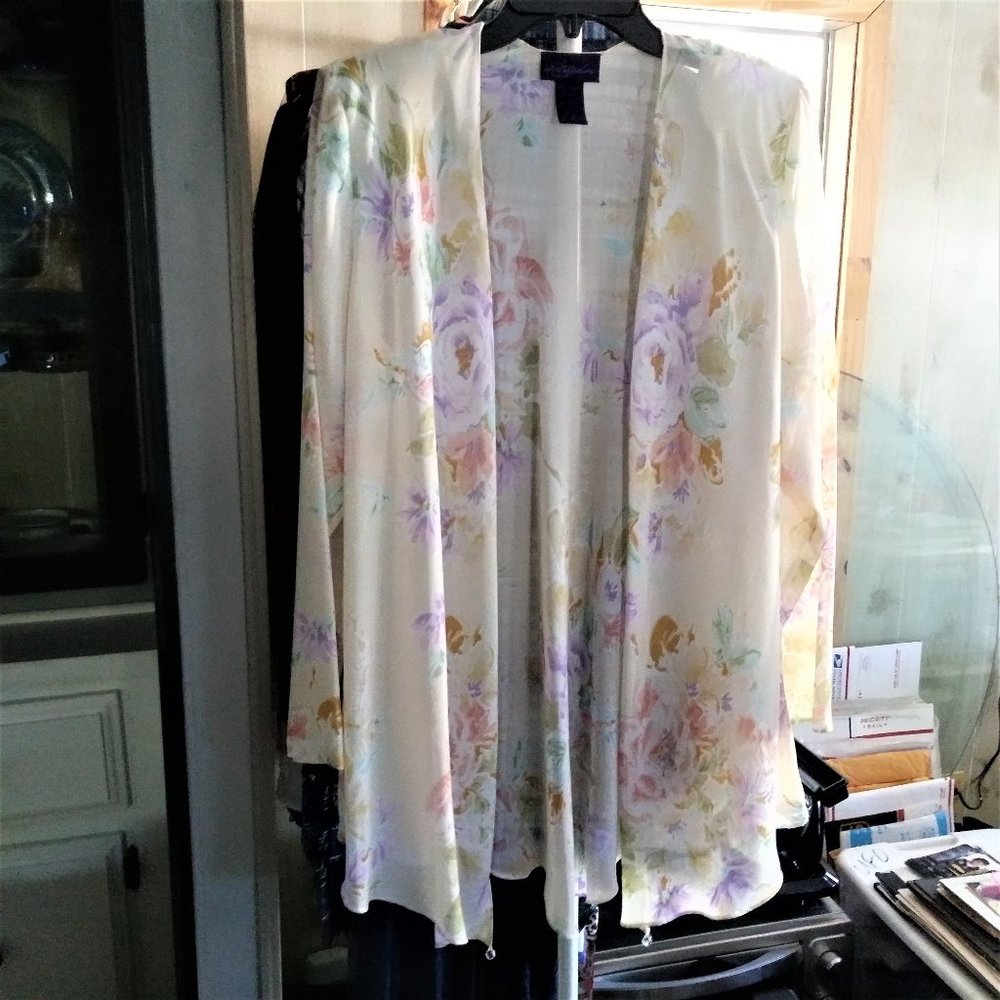 Metaphor Floral Kimono Size 14